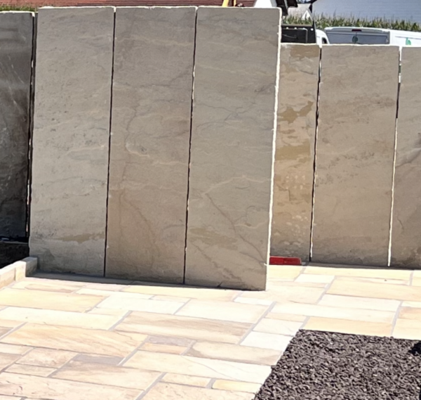 Sahara Sandstone Palisaden und Mauerscheiben