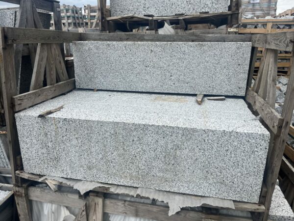 Granit Kairo Blockstufen – Bild 2